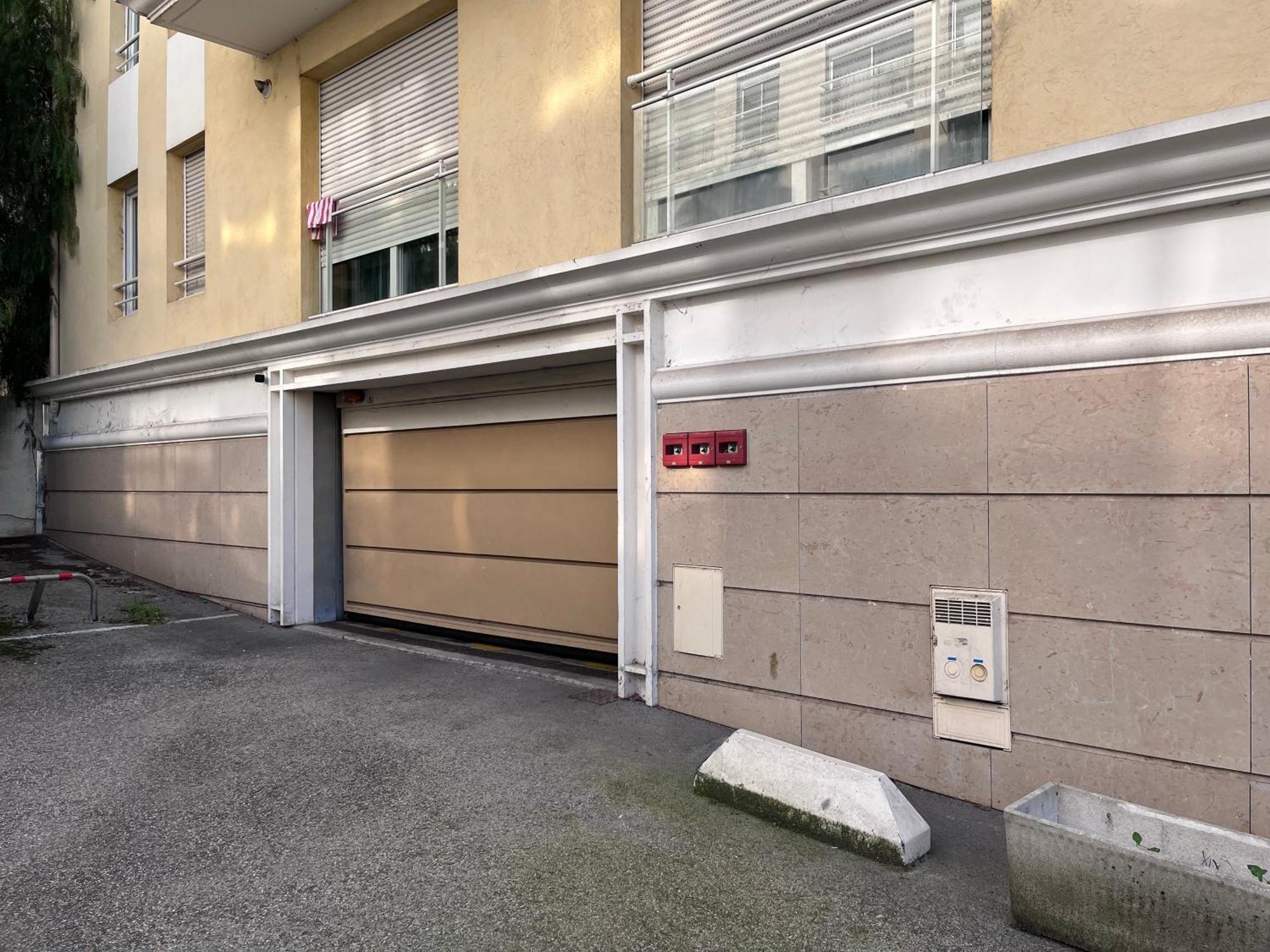 Studio Terrasse Et Parking Prive ニース エクステリア 写真